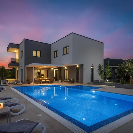 Castello Villa Kaštela